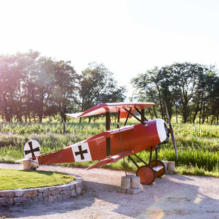 Le Domaine de Bourrian, situé à Gassin dans le Golfe de Saint-Tropez, offre un cadre provençal élégant pour mariages et événements haut de gamme.