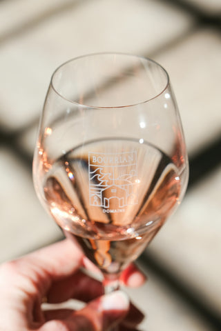 Verre de vin rosé Inspiration 2024 AOP Côtes de Provence – Domaine Bourrian