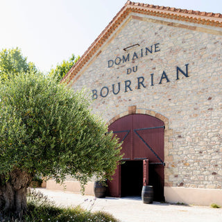 Contactez nous pour l'organisation de vos dégustatios et événements privées au sein du domaine de bourrian, proche de saint tropez. Domaine prestigieux. 